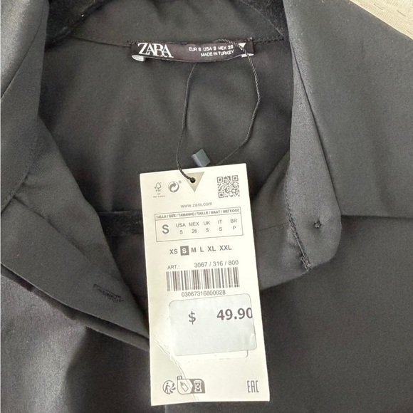 NWT, Black Button Up Zara Romper - Picture 2 of 3
